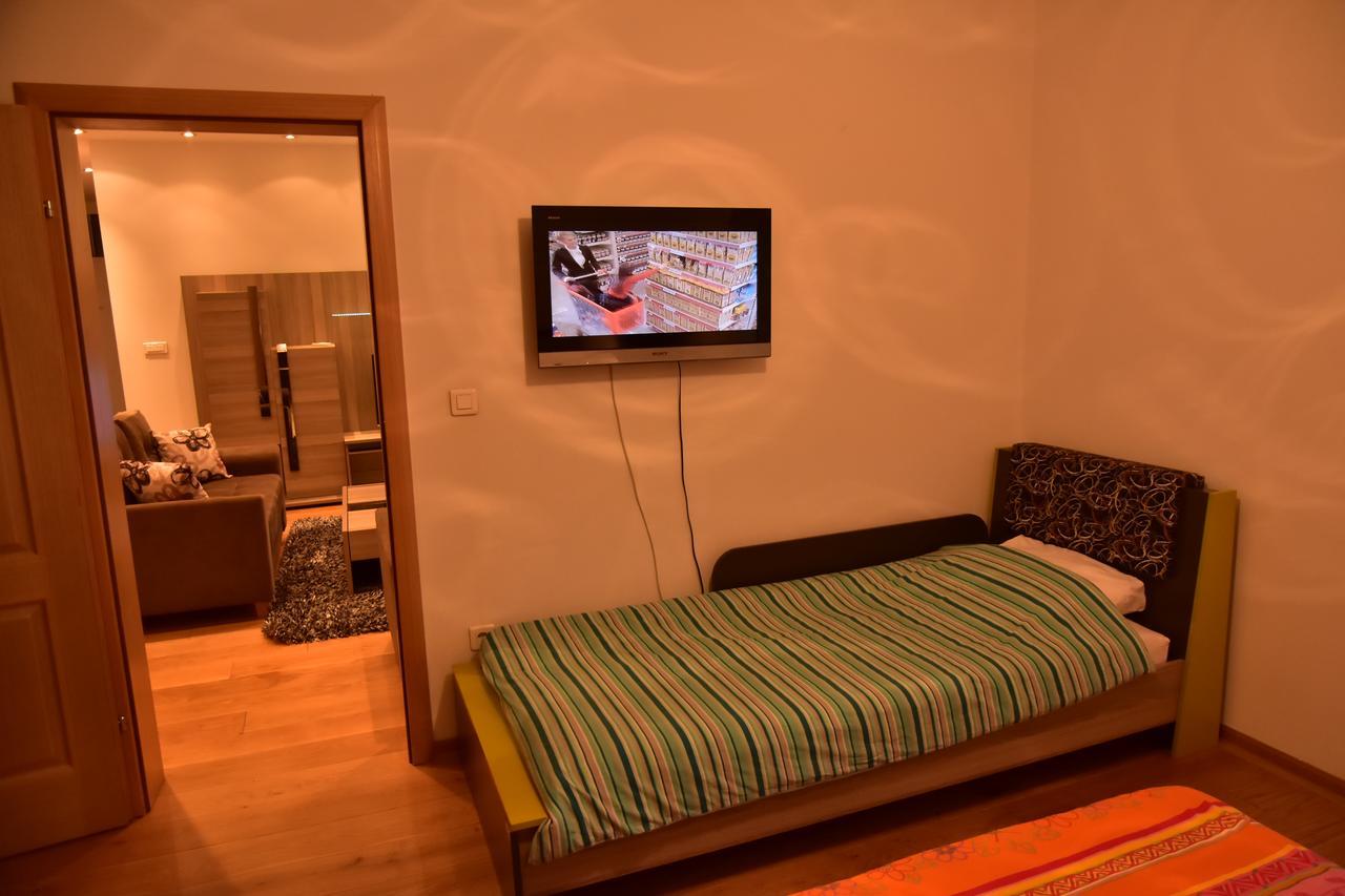 Ferhadija Luxury Apartment SJJ Eksteriør billede