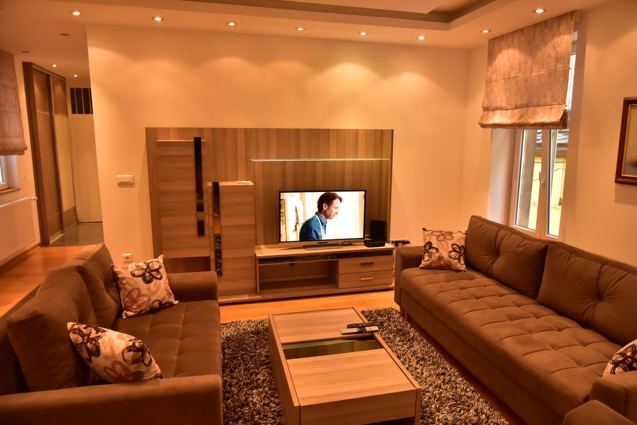 Ferhadija Luxury Apartment SJJ Eksteriør billede